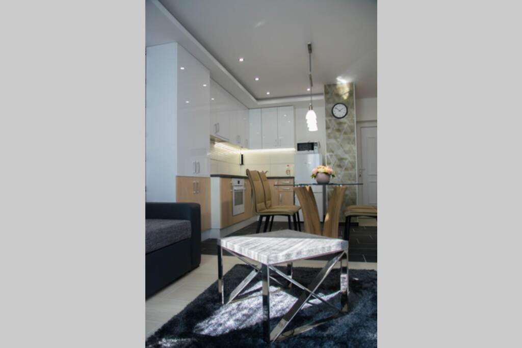 Dévai-LUX Apartman Sárvár Sarvar Exterior foto