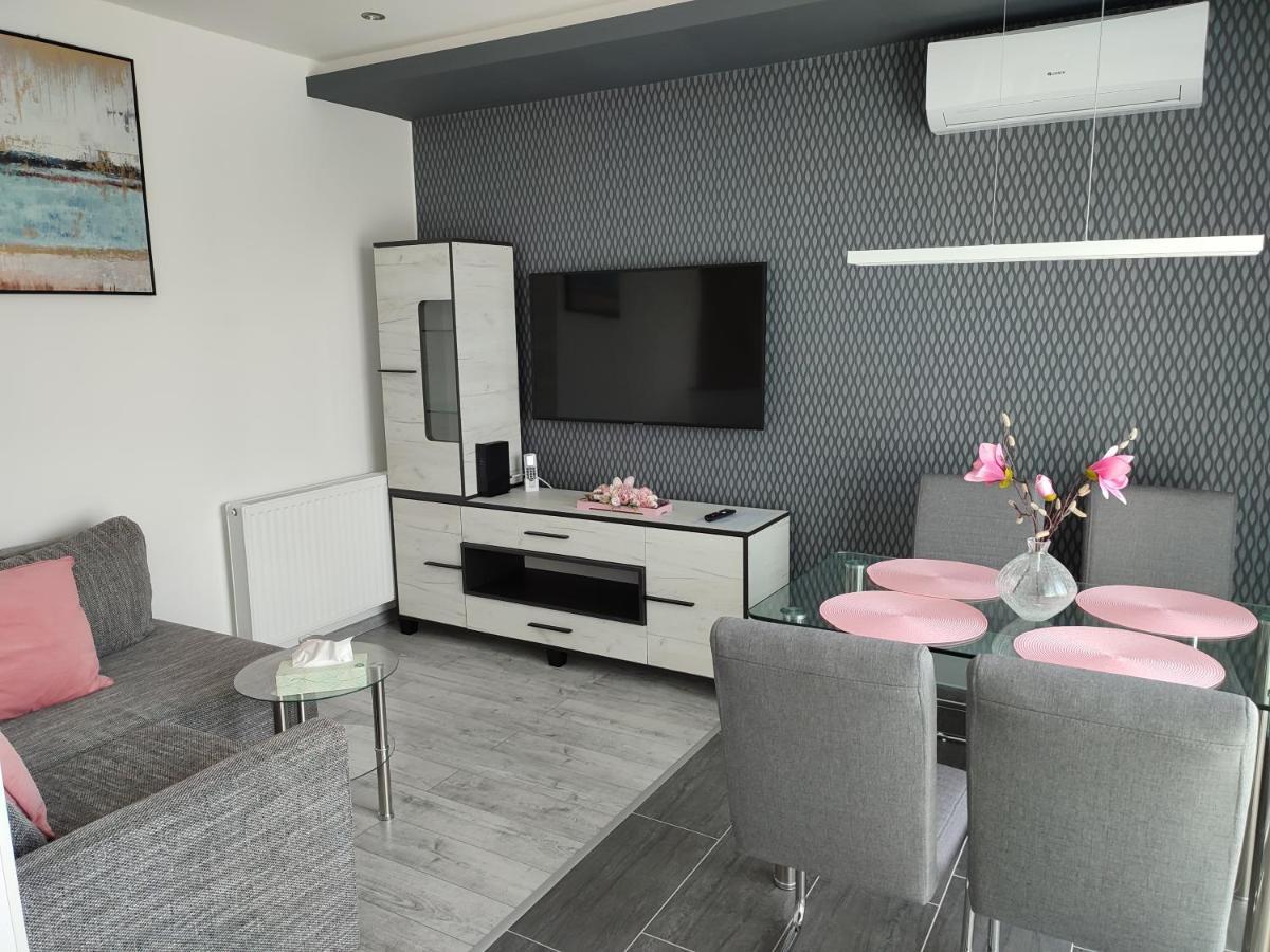 Dévai-LUX Apartman Sárvár Sarvar Exterior foto