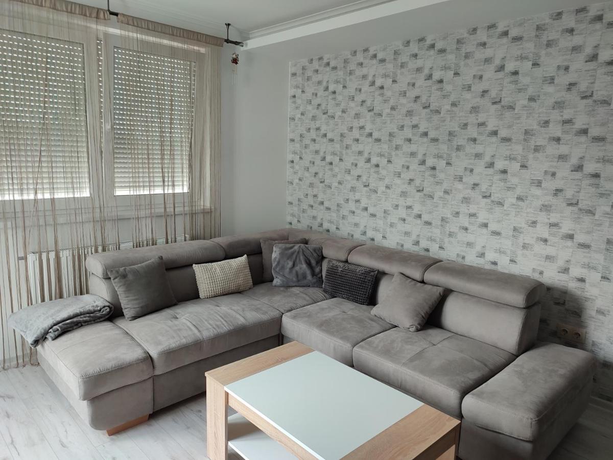Dévai-LUX Apartman Sárvár Sarvar Exterior foto