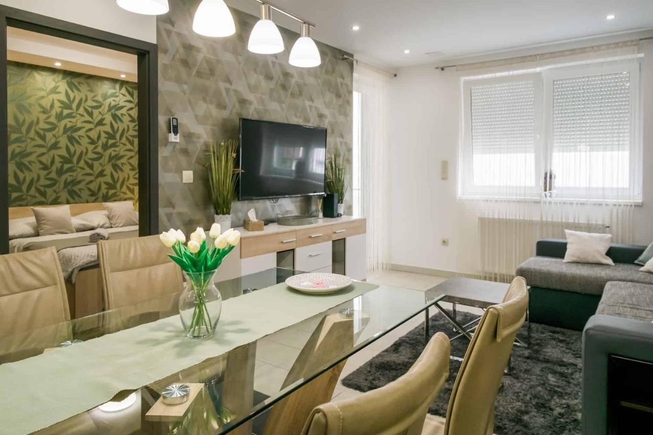 Dévai-LUX Apartman Sárvár Sarvar Exterior foto