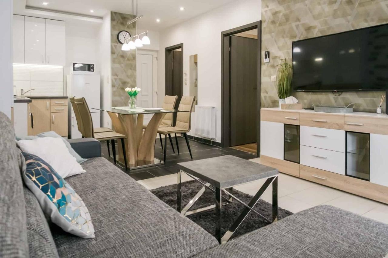 Dévai-LUX Apartman Sárvár Sarvar Exterior foto