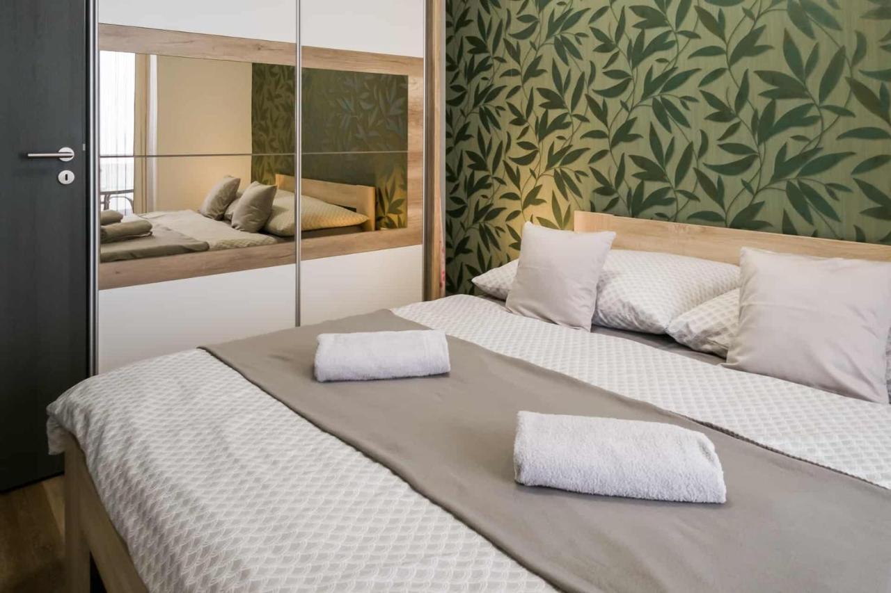 Dévai-LUX Apartman Sárvár Sarvar Exterior foto