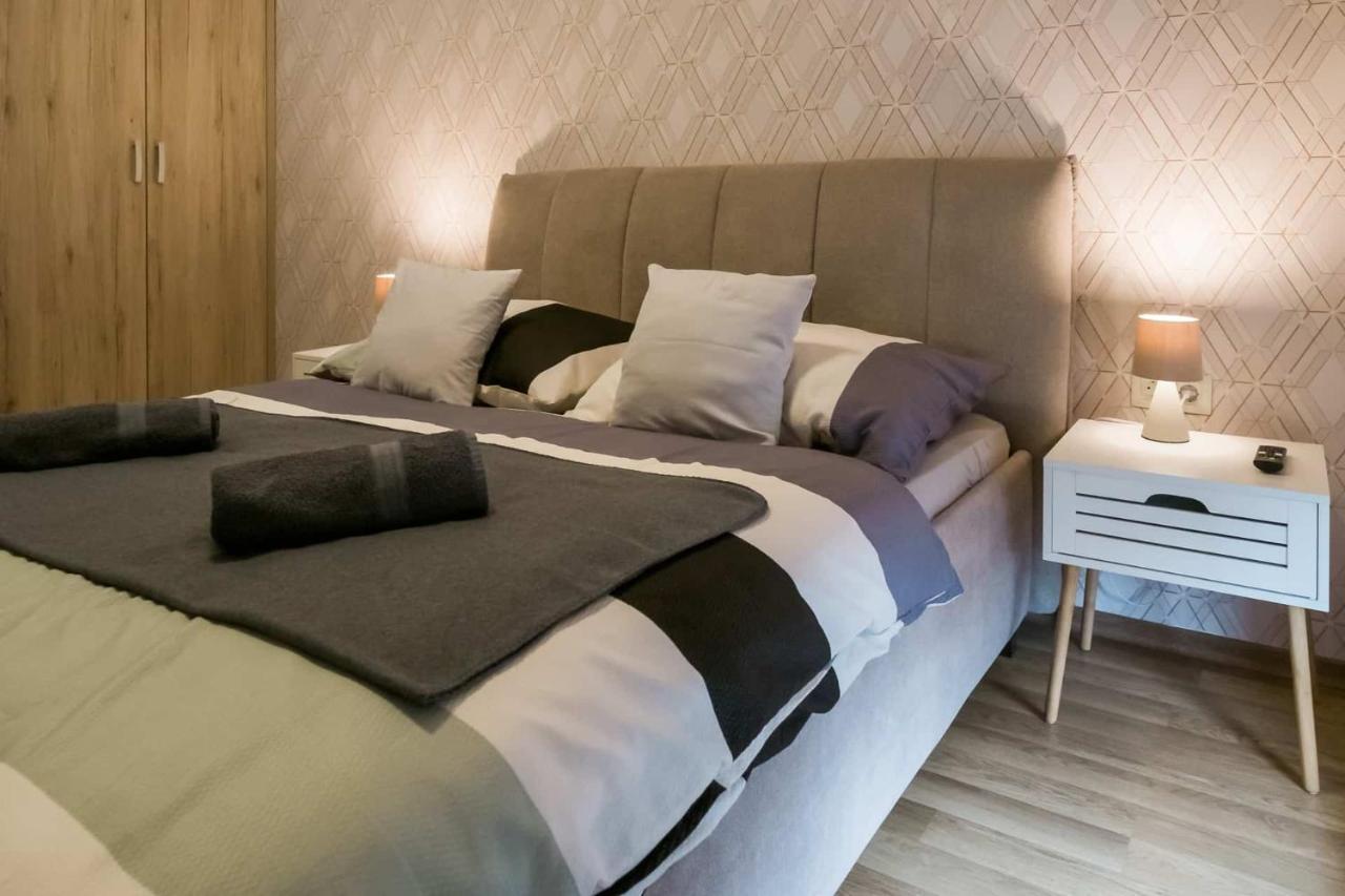 Dévai-LUX Apartman Sárvár Sarvar Exterior foto